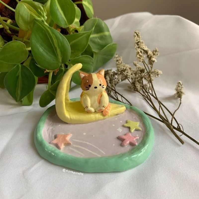 Incensario/posta incenso vareta gatinho na lua/ escultura para colecionadores🌙
