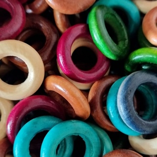 Argola De Madeira Colorida - 20mm em Oferta na Shopee
