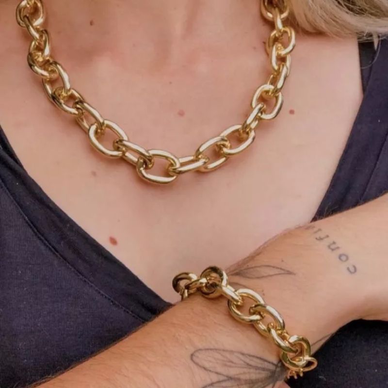 Kit Colar Chocker Feminino Corrente + Pulseira Correntaria Grossa Folheada Tendência