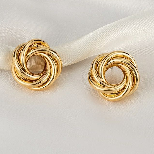 Brinco Nozinho Rosca Florzinha Banhado a Ouro18k em Oferta na Shopee