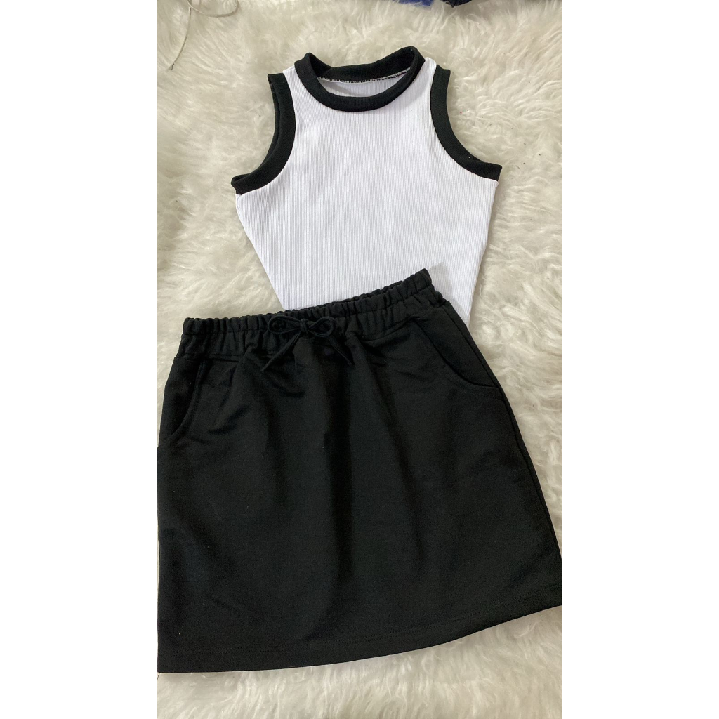 Conjunto Gringa moda feminina Promaçao Verao 2023 Saia gringa mais cropped ribana