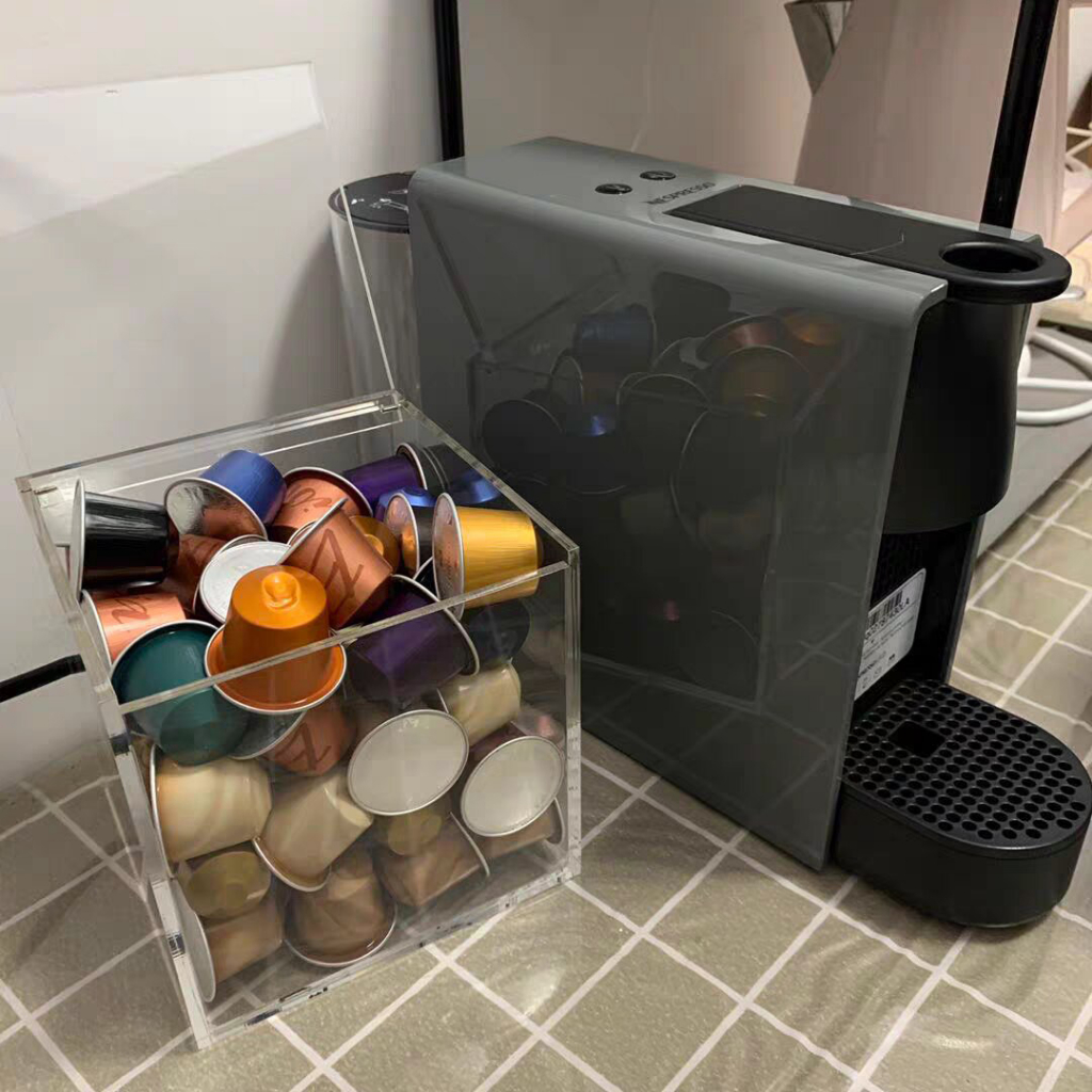 Display acrílico Cubo Caixa porta cápsulas Dolce Gusto Nespresso três corações