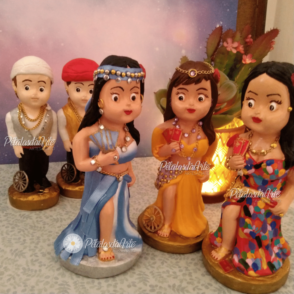 Cigana ciganinha gesso 15cm esmeralda sara sarita sulamita carmen lua maria sete saias