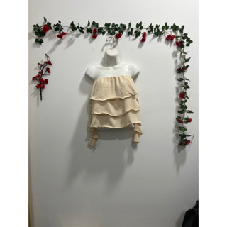 blusa feminino 3 babados sem manga