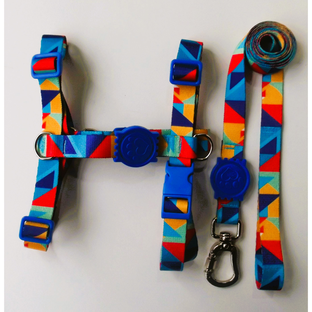 Peitoral H Anti-puxão triângulo azul para cachorro