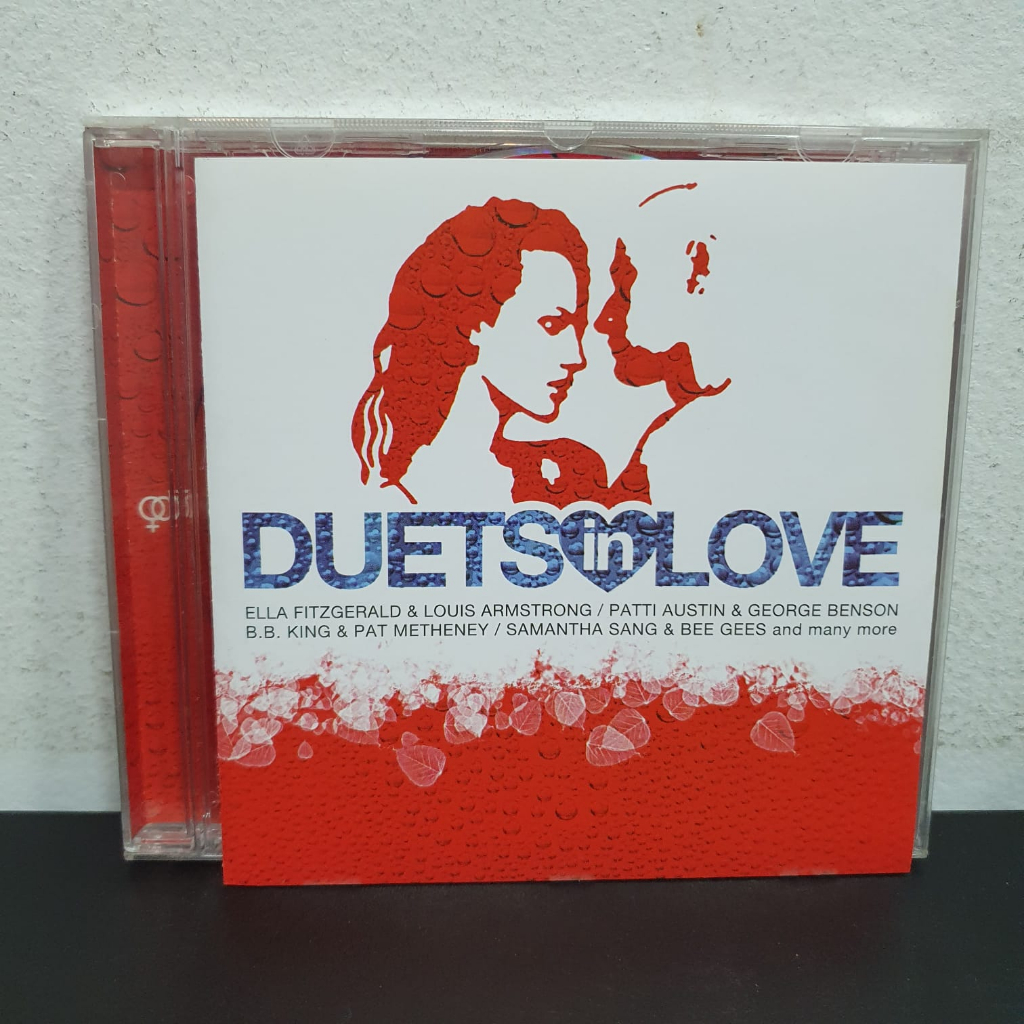 CD Duets In Love - Ella Fitzgerald Louis Armstrong BB King Pat Metheney Bee Gees Coletânea POP