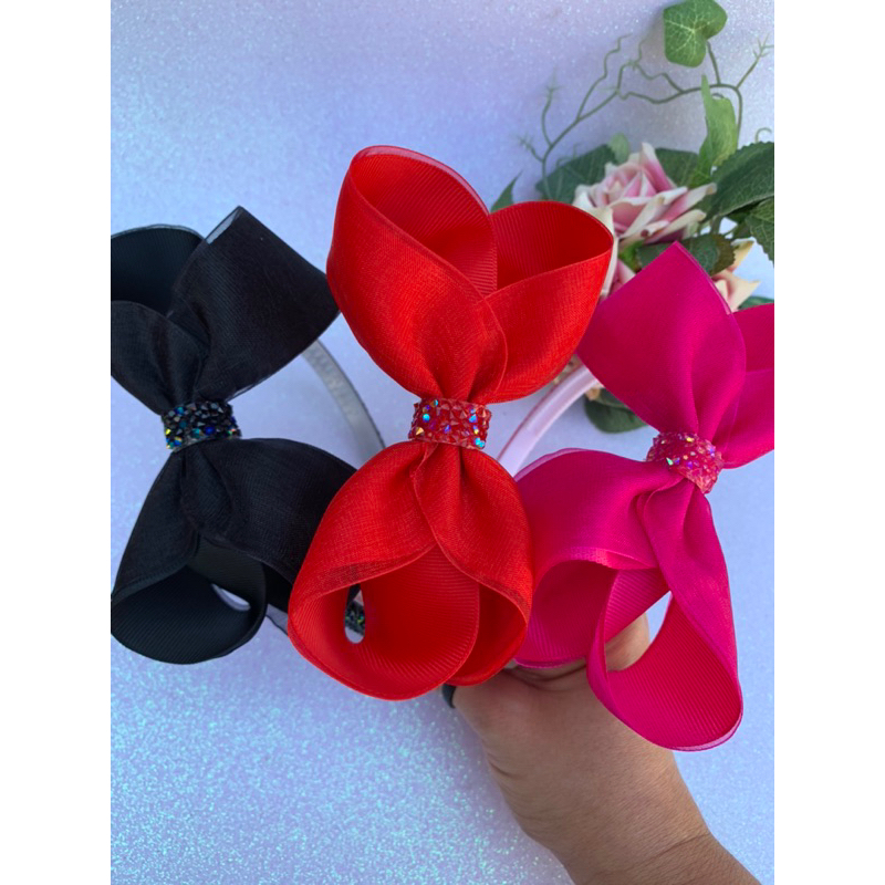 Tiara Arco Luxo Organza strass Laço Festa Batizado Casamento infantil