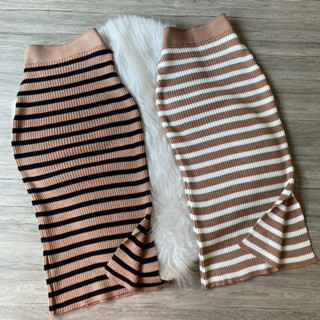 Saia Midi Canelada com Listras Tricot Modal Tendência Fenda Lateral Blogueira