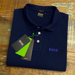Camisa Gola Polo 100% algodão monocromática em alto relevo h
