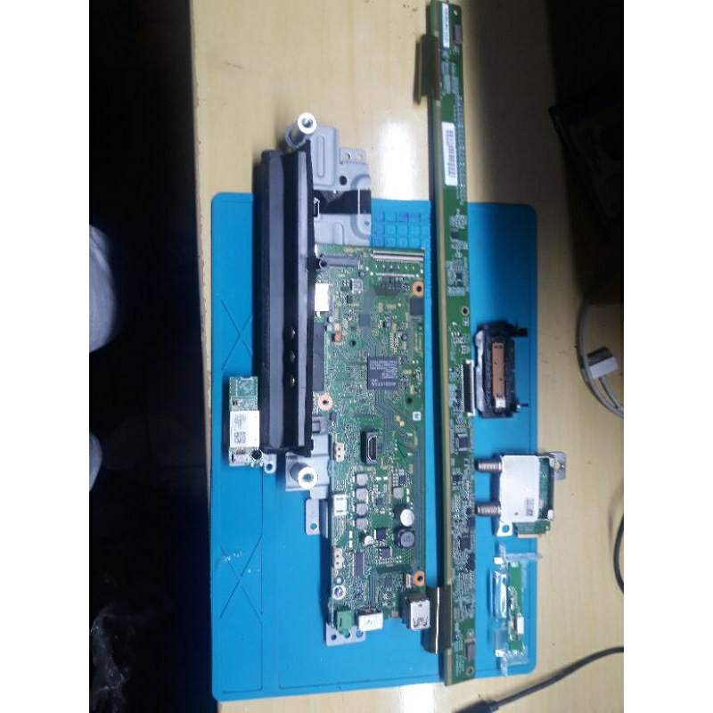 Placa principal TV Sony KDL32 ver código na foto com etiqueta,!.