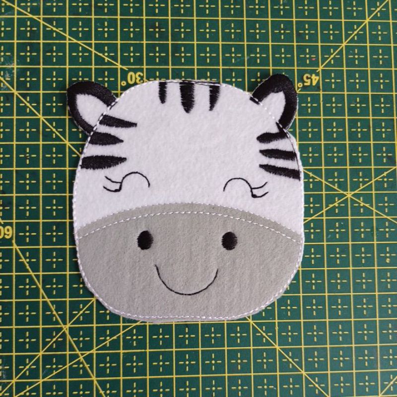 Patch bordado termocolante safari zebra