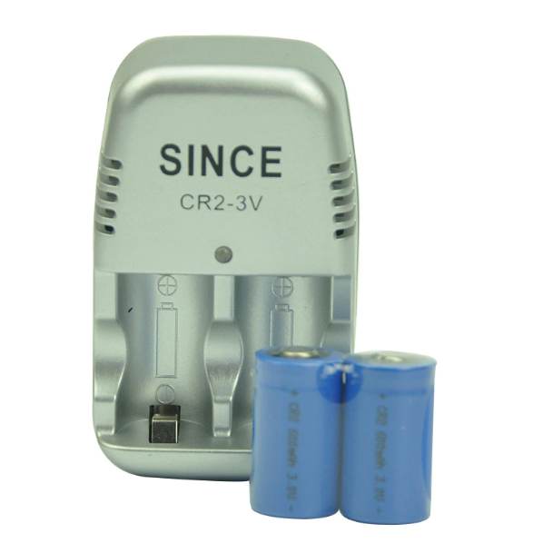 Carregador Com 2 Bateria CR2 800mah 3v Recarregável