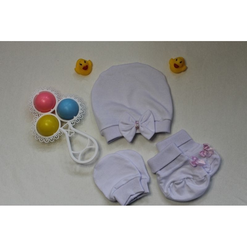 Memelbaby Conjunto touca, luva e sapatinho Graciosa