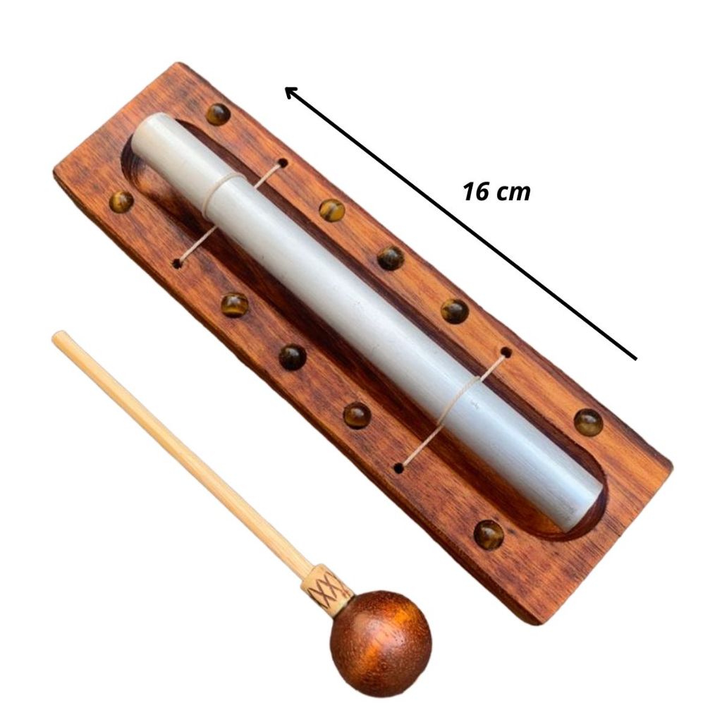 Sino Pin Meditação 16cm com Cristal Olho de Tigre Feng Shui - Único com Cristais do Mercado
