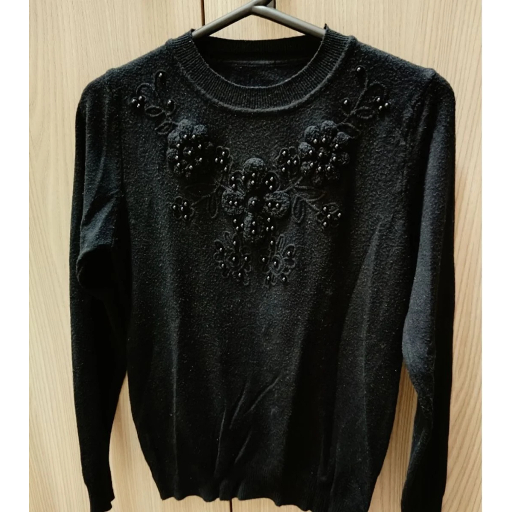 blusa preta feminina tricô manga longa P, blusa tricô preta com pedraria elegante P, blusa inverno (bazar, desapego)