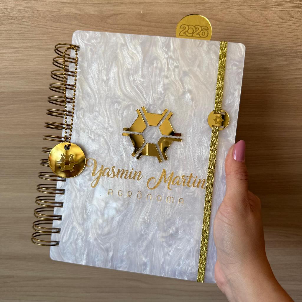 CADERNO 15x21CM COM CAPA PERSONALIZADA EM ACRILICO MADREPEROLA  | MIOLO PAUTADO SEM DATA | COM MARCA PÁGINA em Oferta na Shopee