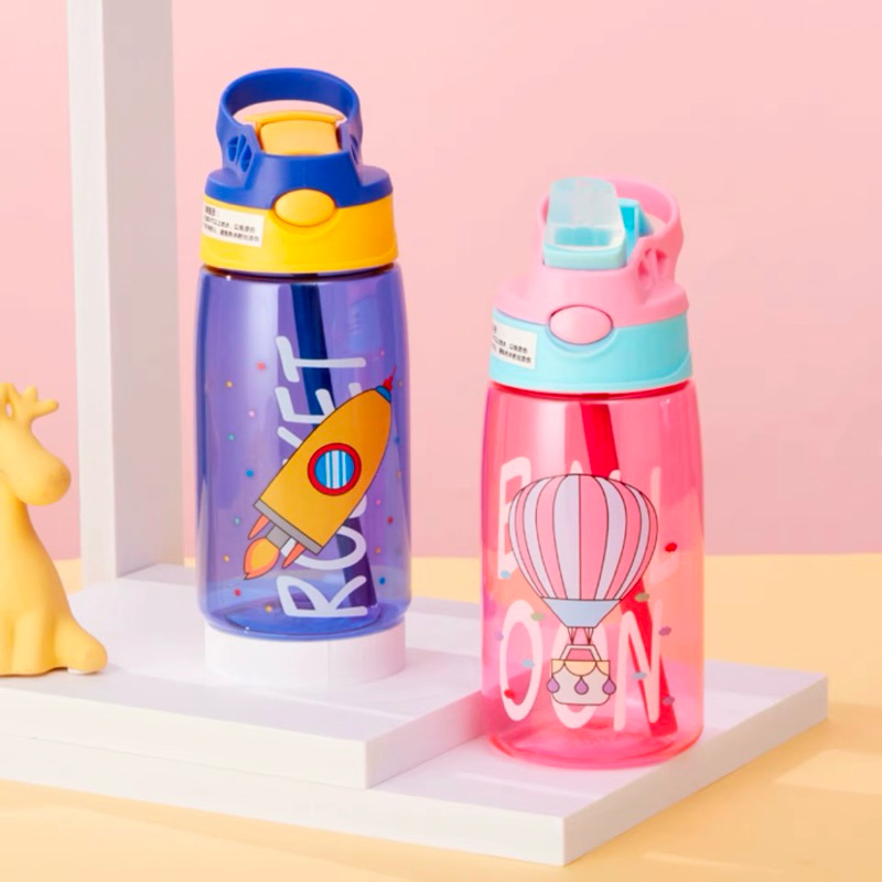 Garrafa Squeeze Infantil 480ml Com Canudo Flip Anti Vazamento Botão Pop Up