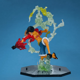 Action Figure Luffy One Piece 15cm - Colecionável em pvc