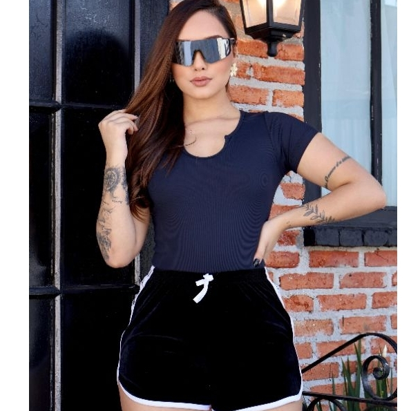 Short Love em Veludo Feminino | Macio, Confortável e Elegante | Moda 2025