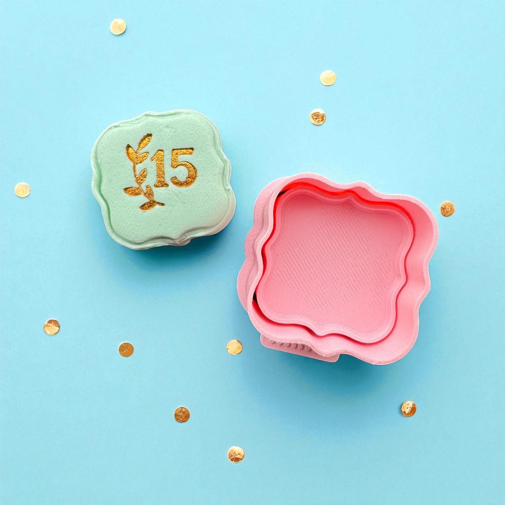 Modelador Ejetor Moldura Vintage para Brigadeiro, Doce, Massa e Biscoito em Oferta na Shopee