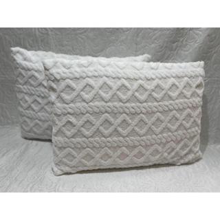 Par FRONHAS Plush Flannel Decorativas Aveludada/Canelada – Macias, Elegantes e Sofisticadas 50x70cm. em Oferta na Shopee