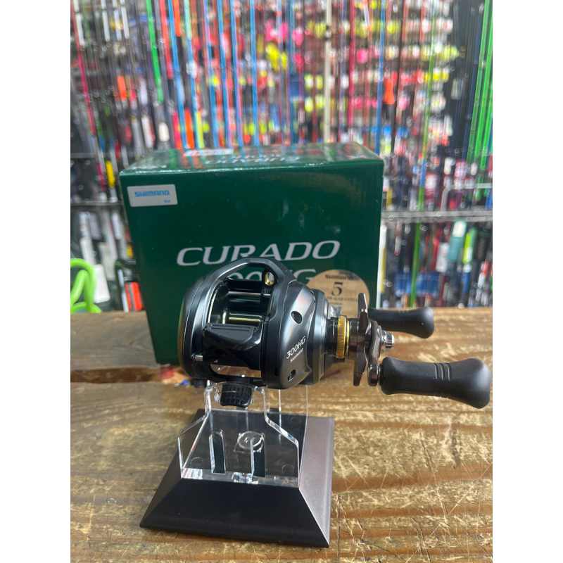 Carretilha Shimano Curado 301 Hg esquerda Cor Preto Lado da manivela esquerda