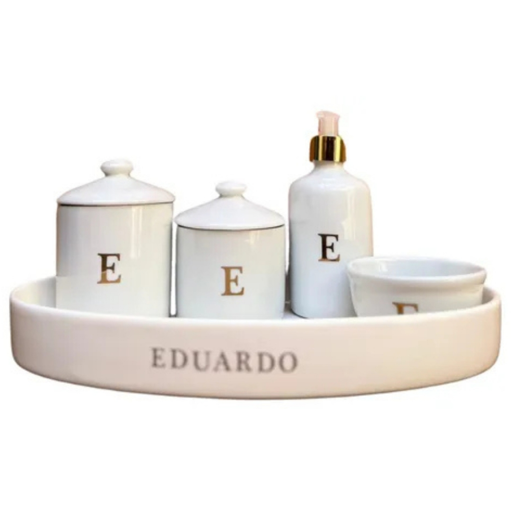 Kit Higiene Personalizado Com Iniciais E Nome Em Ouro 12k em Oferta na Shopee
