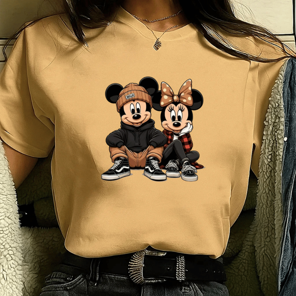 Camiseta Feminina confortável Estampada Minnie E Mikey 100% Algodão em Oferta na Shopee