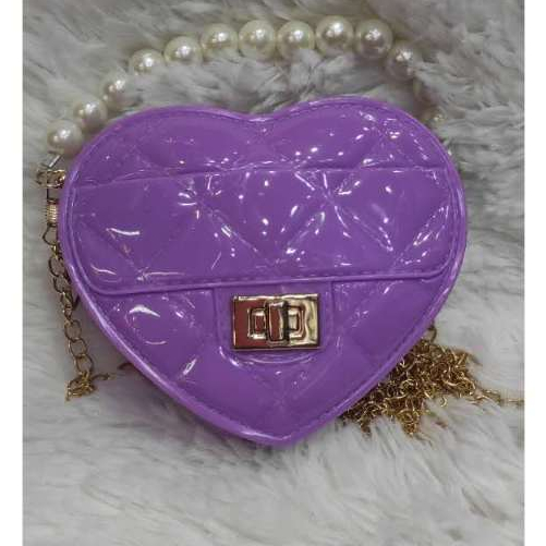 Mini bolsa de ombro em formato de coração