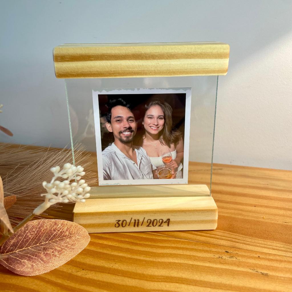 Quadrinho de Vidro com moldura de madeira 10x10 cm personalizado