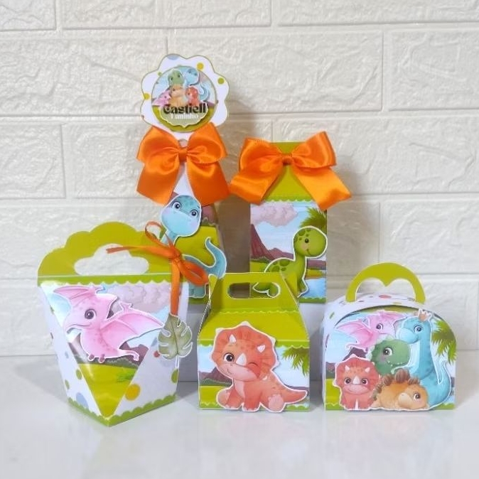 kit clássico de caixinhas personalizada para lembrancinhas de festa de aniversário, tema dino baby,leia a descrição.