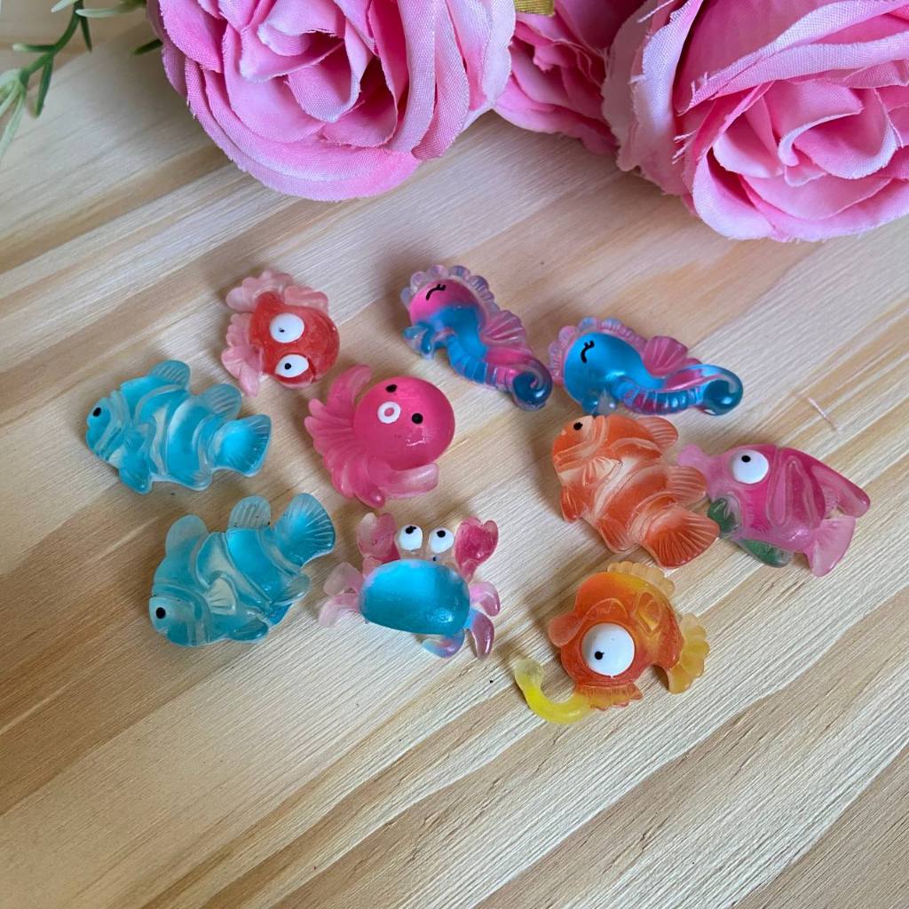 Aplique Fundo do mar sortido  Ou So Peixes em Resina 10 Unid Ou Mais Selecione o Modelo Na Variação em Oferta na Shopee