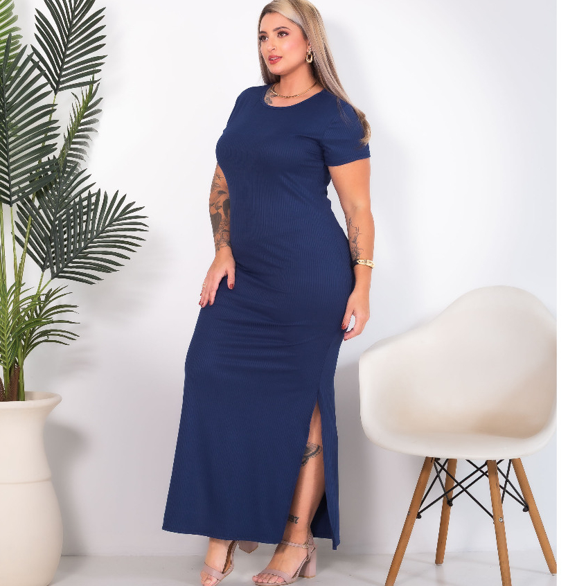 Vestido Manga Curvy Modelo Plus Size Manga Curta Fenda Lateral Canelado Curve Gola Canoa Longo Liso Feminino Gestante