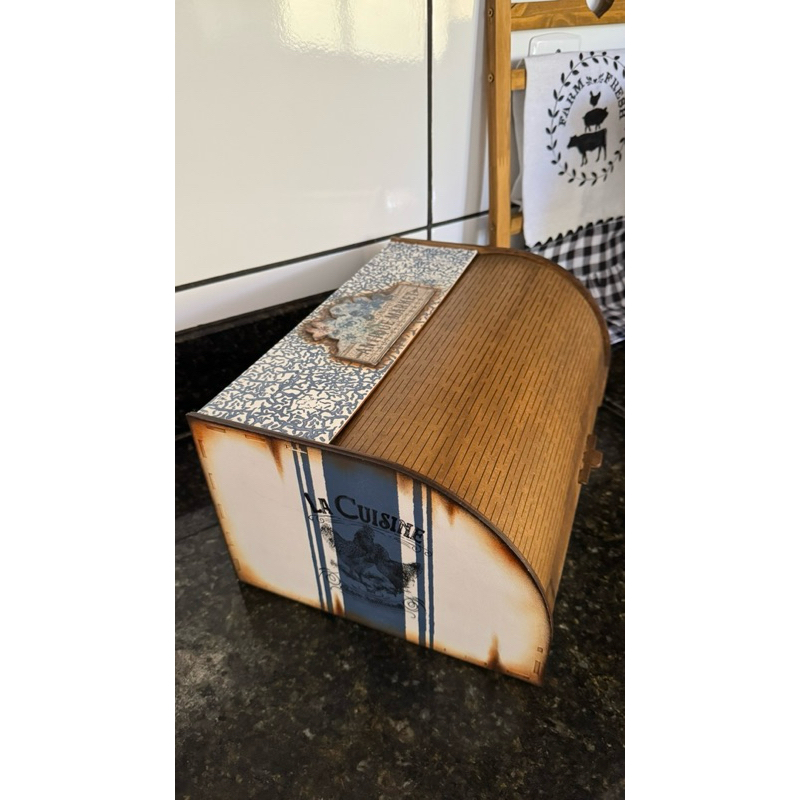 Porta pão Mdf pintado e decorado