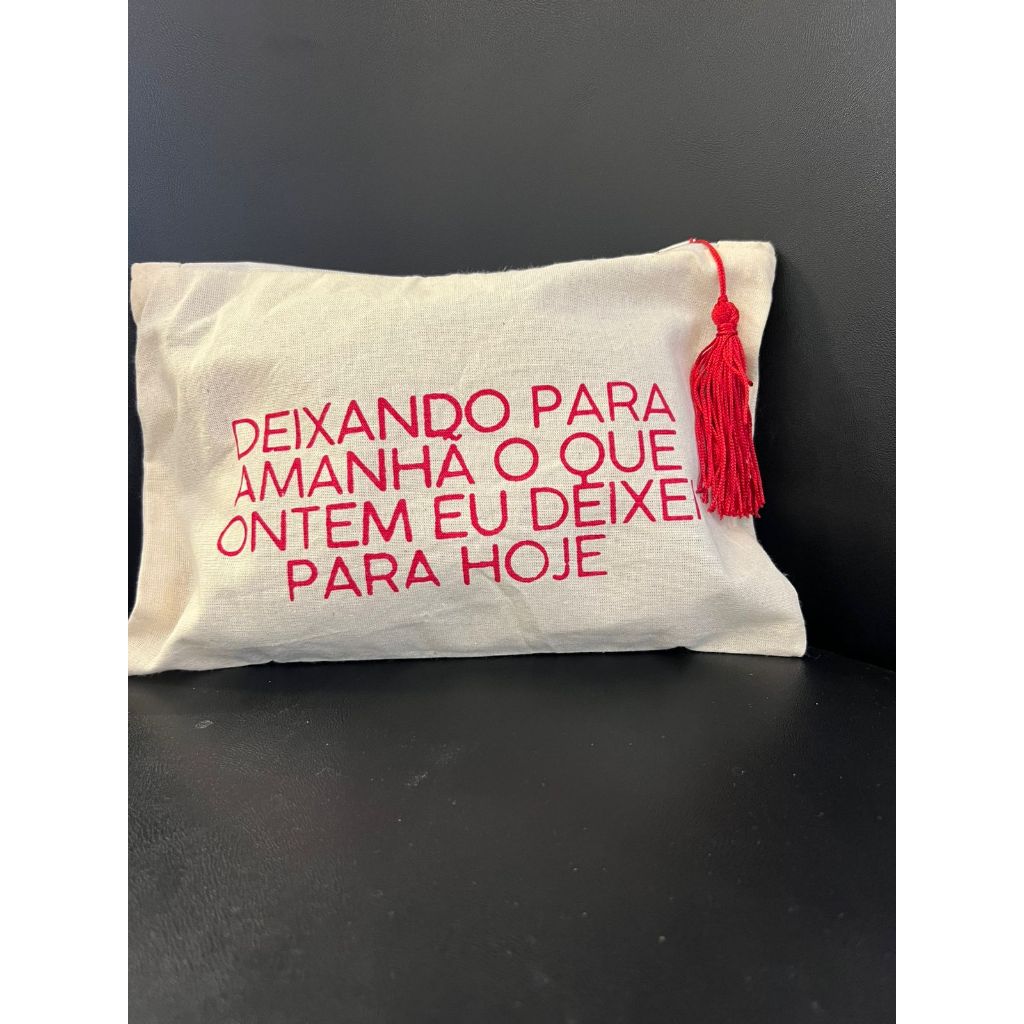 Necessaire deixando para amanhã o que ontem eu deixei para hoje em Oferta na Shopee
