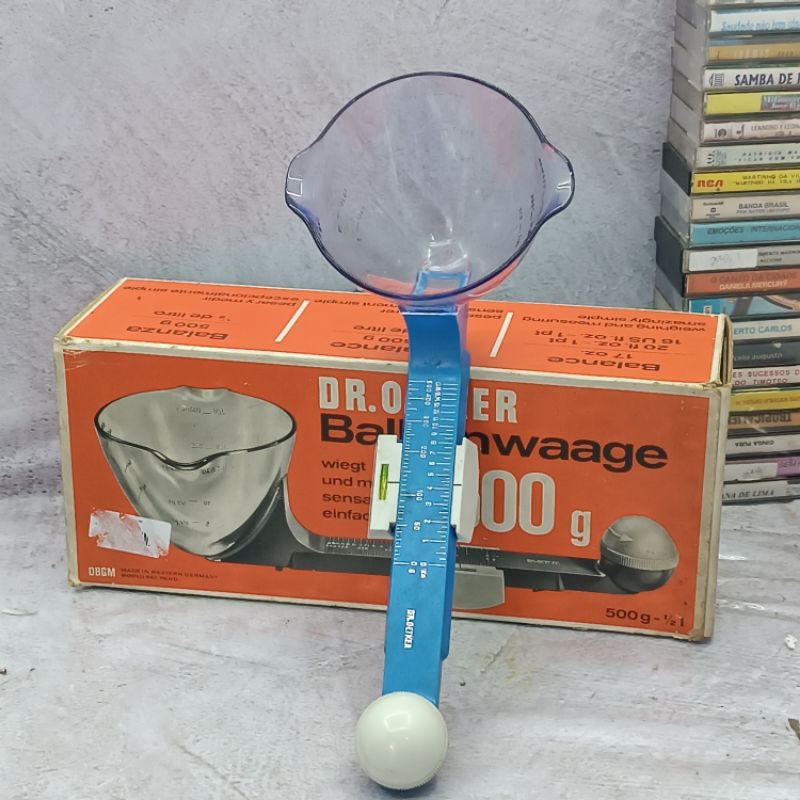Antiga Balança de cozinha plástica Dr. Oetker (clássica)