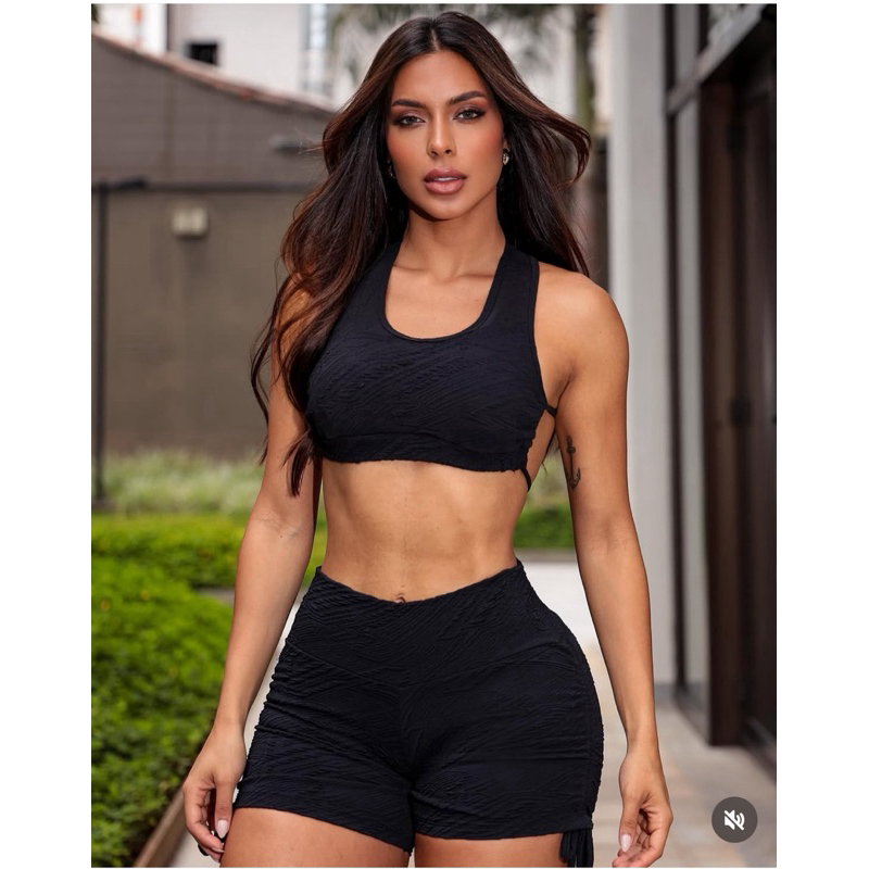 Conjunto Fitness Feminino Top e Shorts Treino Tecido Premium Zero Transparência Confortável Academia