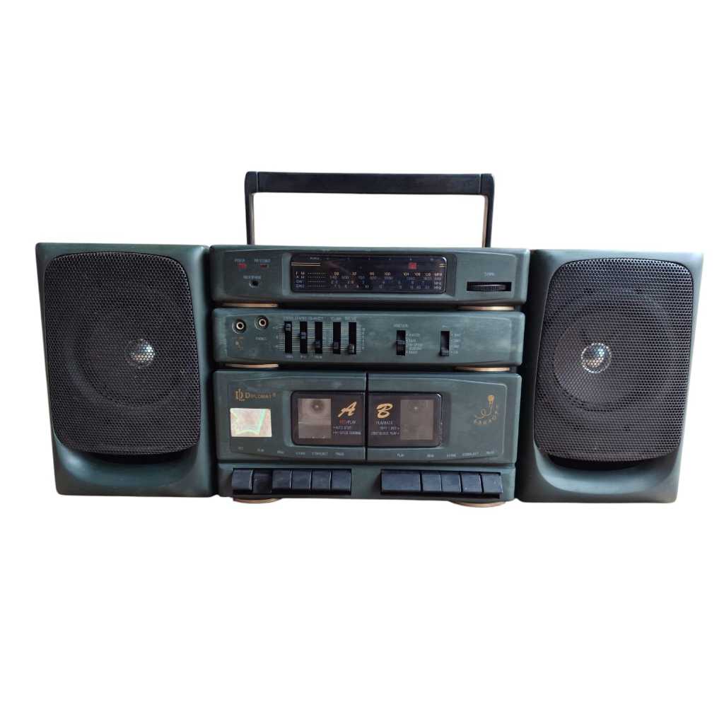 Rádio Antigo Boombox Diplomat am/fm/ fita cassete funcionando leia adescriçâo