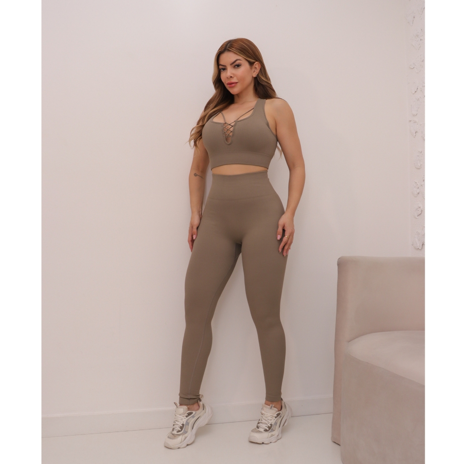 Conjunto Fitness Feminino  Poliamida Canelado Academia Elastico com Bojo Removível 3RD SD1710