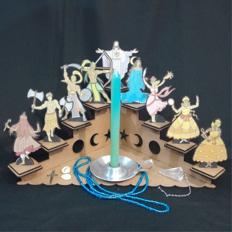 Altar de Umbanda com orixás Coloridos (Decoração e Artesanato) em Oferta na Shopee