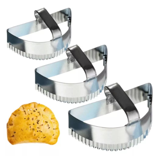 Kit 3 Cortadores Modelador de Pastel e Risoles P, M e G Modelador de Massas em Flandres em Oferta na Shopee