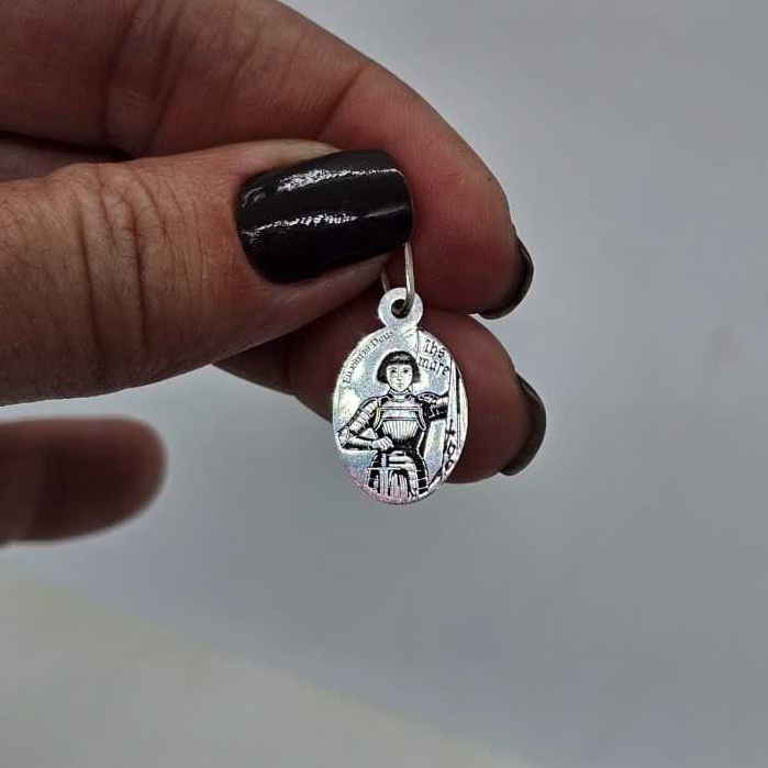 Pingente Medalha Personalizada Prata 925 | Medalha com Nome, Santos, Símbolos ou Frases