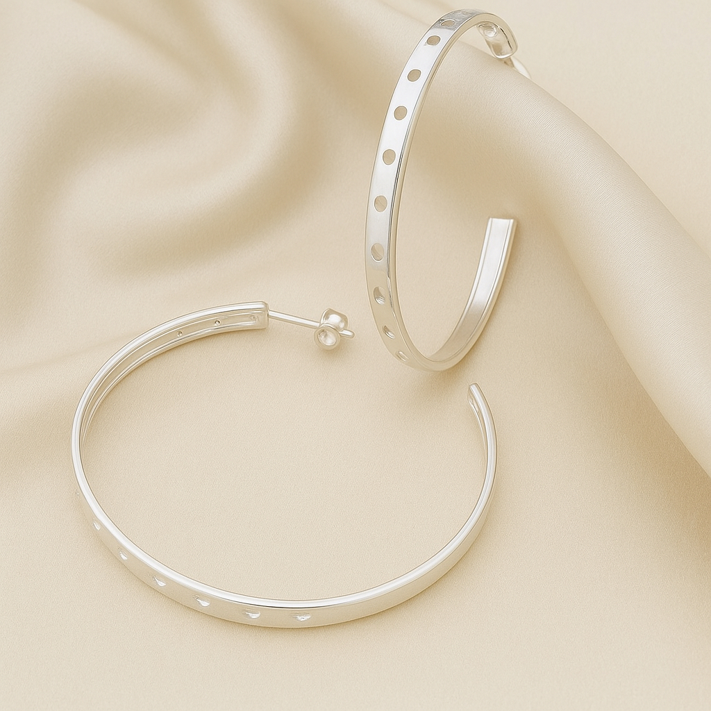 Brinco Argola Média Feminina  Semijoia Estilo Elegante Para Festa Banhado a Prata Com Garantia