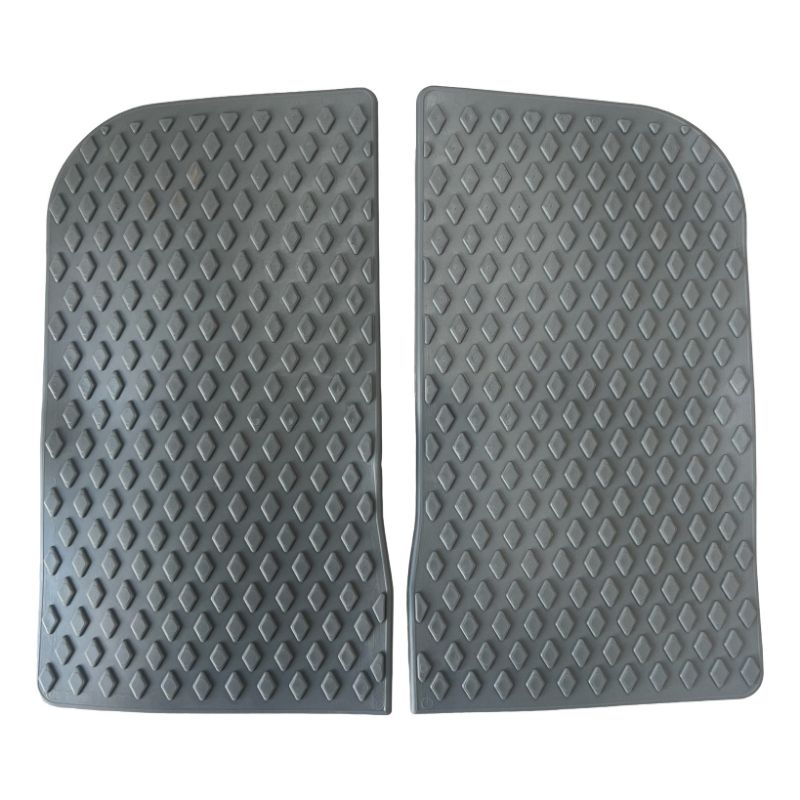 Par Tapete Estribo Interno Caminhão Vw 7100 8120 8140 8150 9150 Cinza