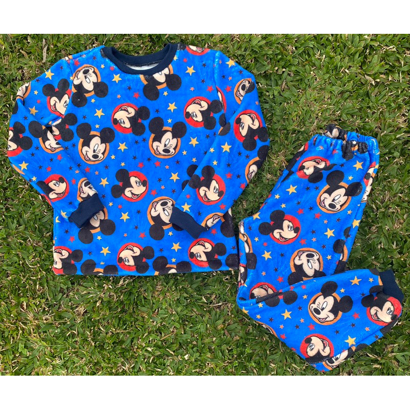 conjunto Mickey em Fleece mantinha(peluciado,quentinho para o inverno)