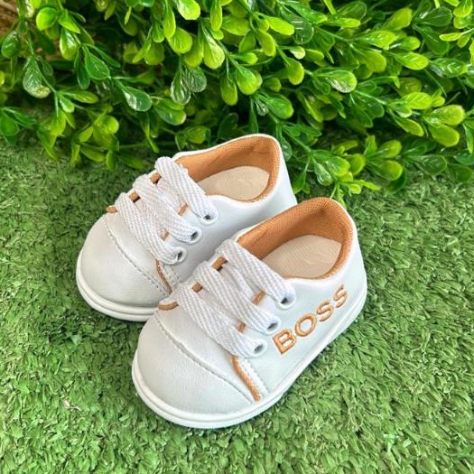 Tênis Sapatinho  Bebê de Cadarço BO Chefe - Sapatinho Recém Nascido com Solado