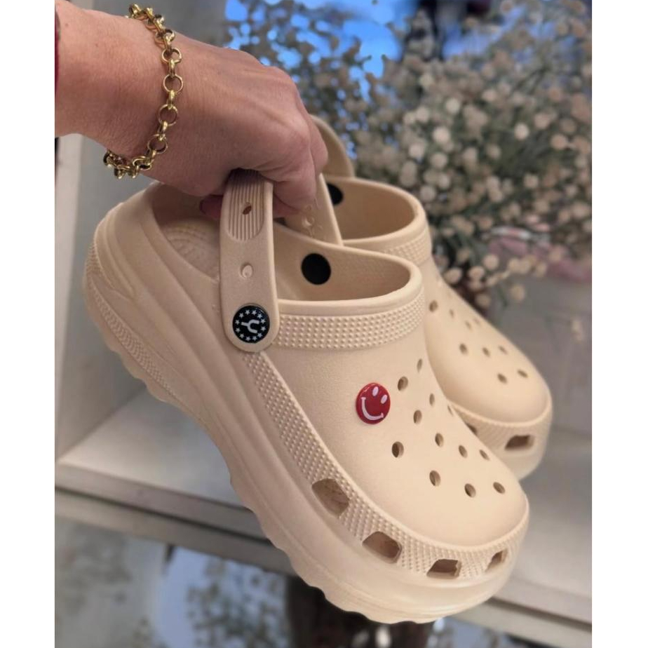 Babuche Plataforma Alta Yvate Nuvem Pins Botons Macio em Oferta na Shopee