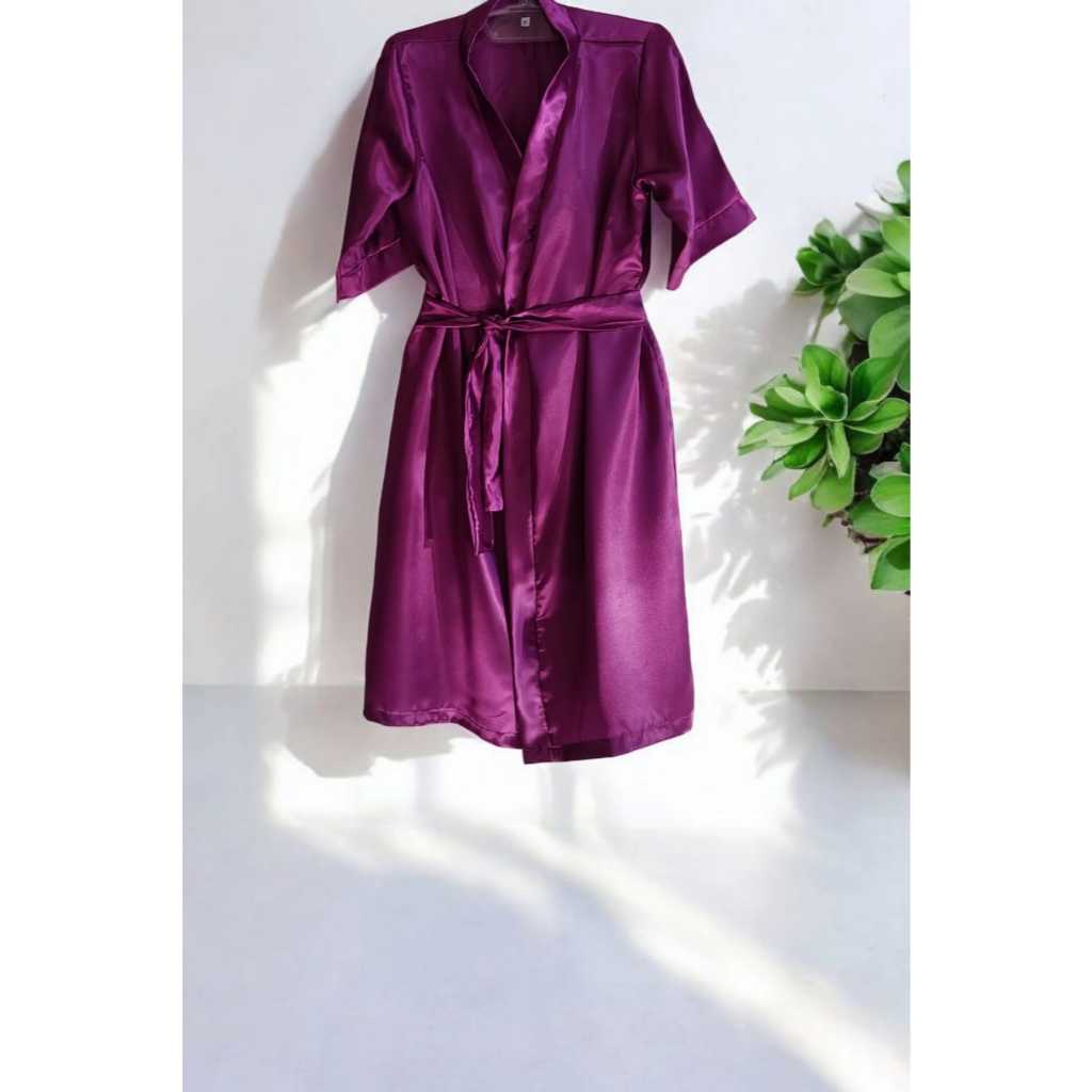Robe cetim c/ elastano para Noivas, Madrinhas, Mãe da noiva - sem bordado. Manga 3/4 em Oferta na Shopee
