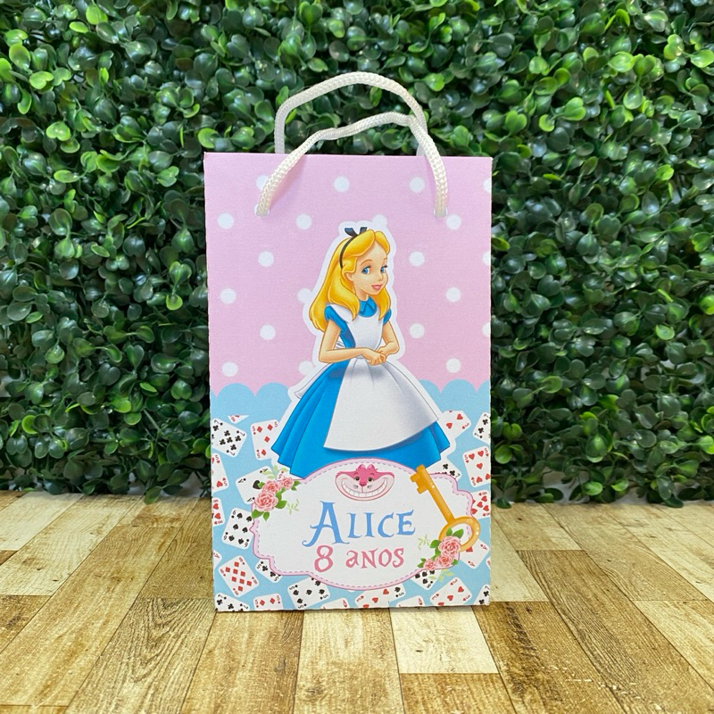 Sacolinha Surpresa Personalizada Lembrancinha -  ALICE NO PAÍS DAS MARAVILHAS PEGUE E MONTE