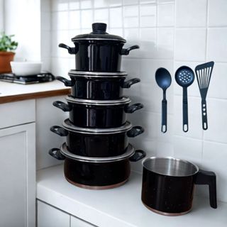 Jogo de Panelas 5 Peças + Leiteira e Jogo de Talheres Resistente em Oferta na Shopee